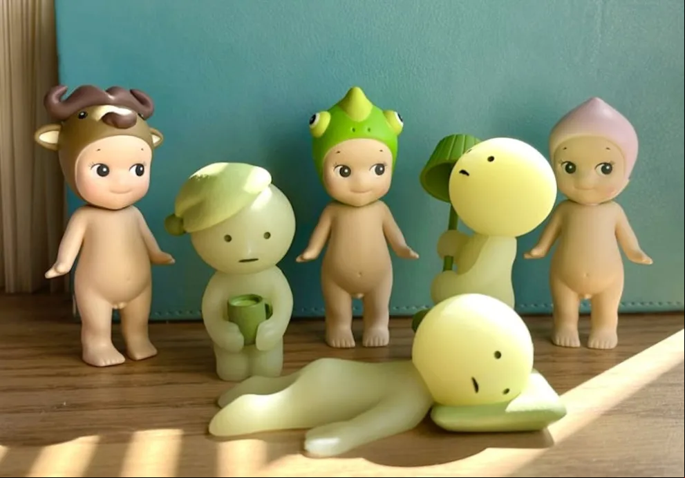 mini muñecos